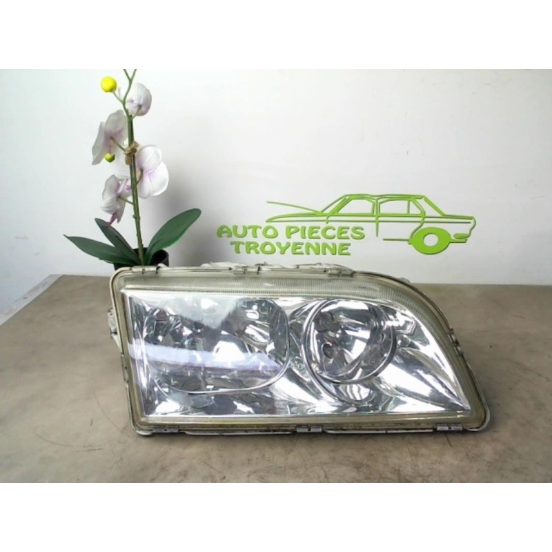Optique avant principal droit (feux)(phare) VOLVO  d’occasion