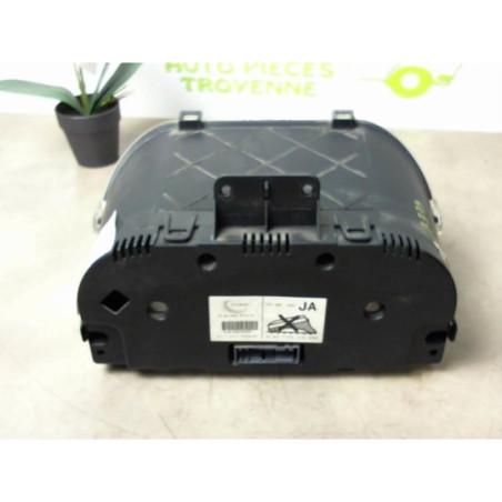 Compteur FORD FIESTA 5 PHASE 1 d’occasion