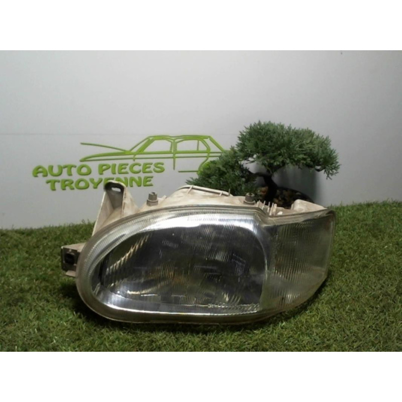 Optique avant principal gauche (feux)(phare) FORD ESCORT VI d’occasion
