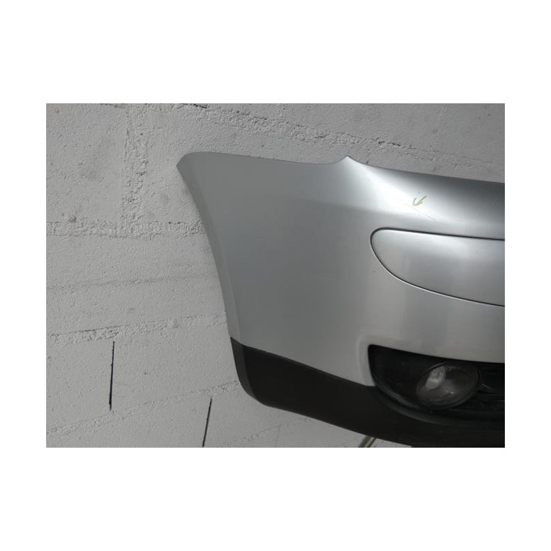 Pare choc avant VOLKSWAGEN TOURAN 1 PHASE 1 d’occasion