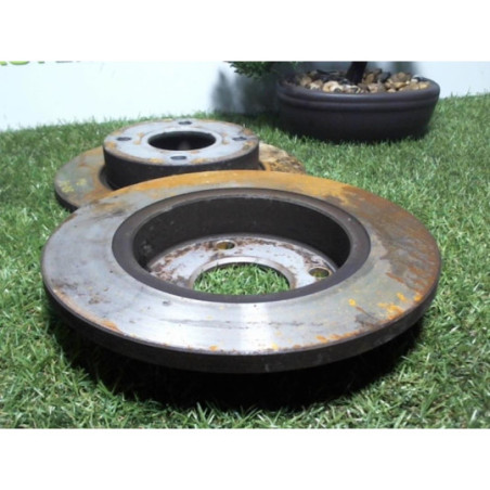 Paire de disques avant (freinage) FORD FIESTA 4 PHASE 1 d’occasion