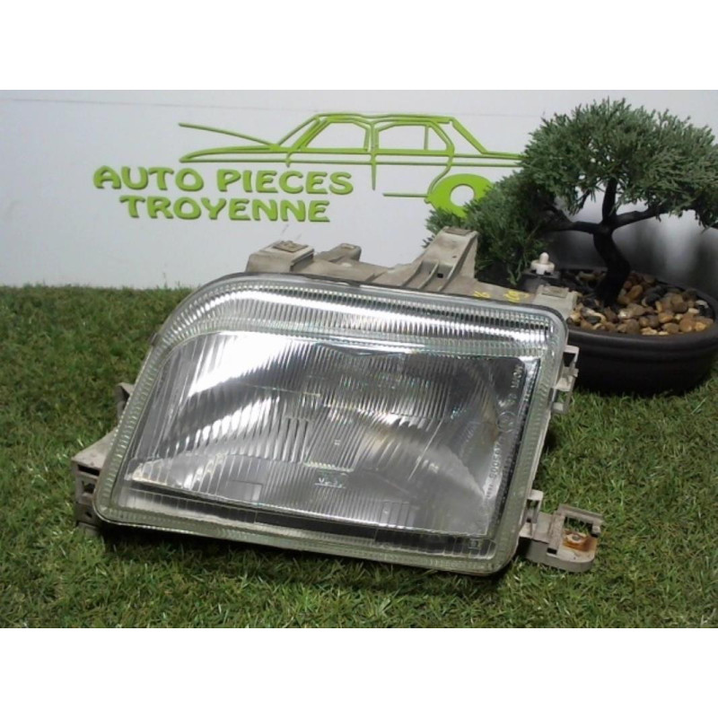 Optique avant principal gauche (feux)(phare) RENAULT CLIO 1 PHASE 1 d’occasion