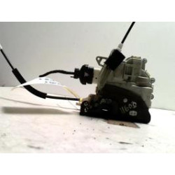 Serrure avant droit AUDI A4 3 AVANT PHASE 1 BREAK d’occasion