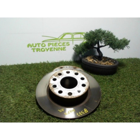 Paire de disques arriere (freinage) VOLKSWAGEN GOLF 5 d’occasion