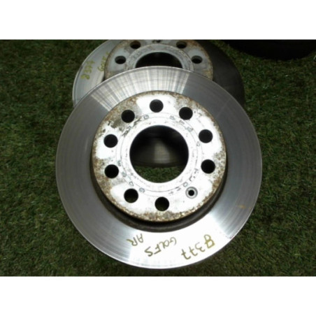 Paire de disques arriere (freinage) VOLKSWAGEN GOLF 5 d’occasion