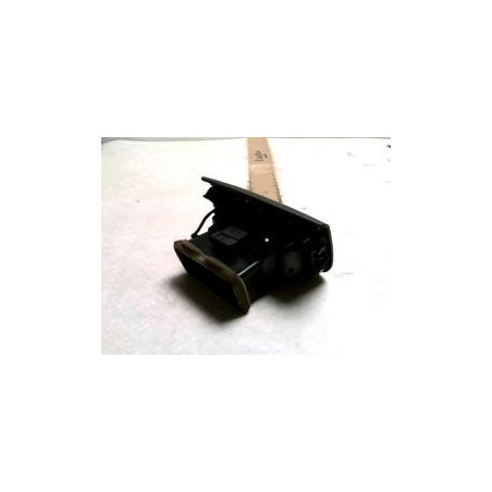 Aerateur tableau de bord AUDI A4 3 AVANT PHASE 1 BREAK d’occasion