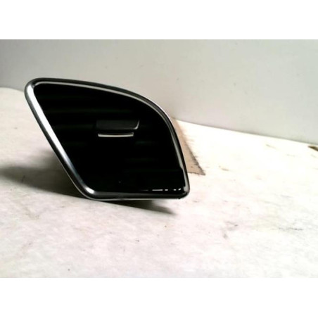 Aerateur tableau de bord avant droit AUDI A4 3 AVANT PHASE 1 BREAK d’occasion