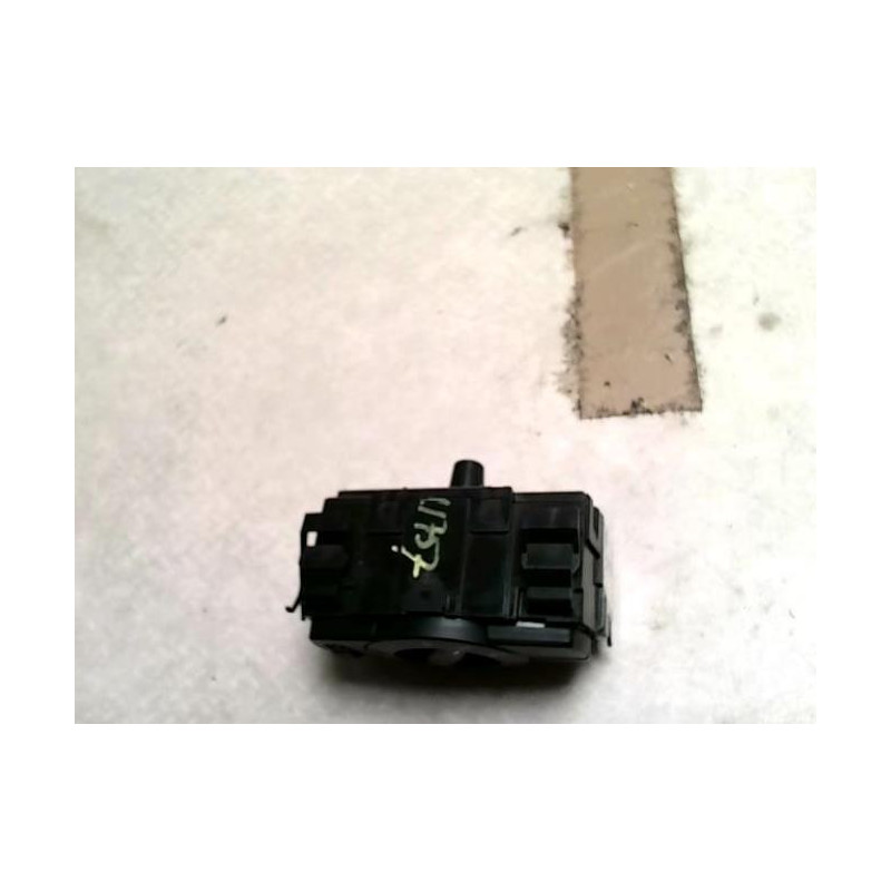 Commande de phare BMW SERIE 1 E81 d’occasion