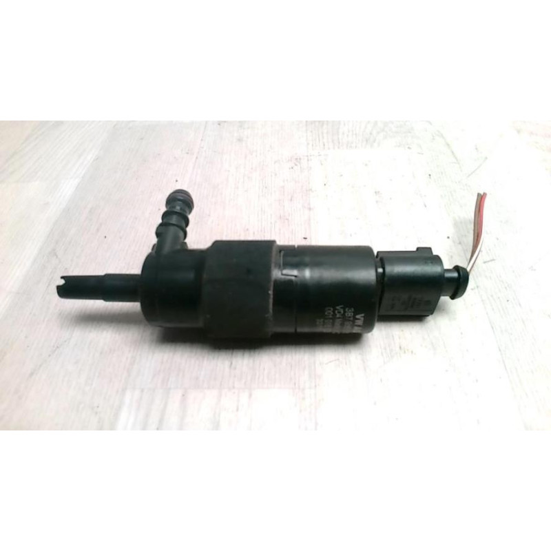 Pompe lave glace avant AUDI A4 3 AVANT PHASE 1 BREAK d’occasion
