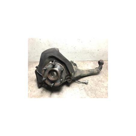 Fusee avant gauche NISSAN NAVARA 1 PHASE 1 d’occasion
