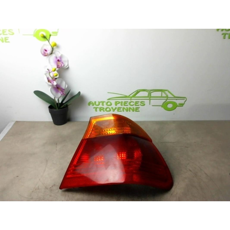 Feu arriere principal droit (feux) BMW SERIE 3 E46 PHASE 1 d’occasion