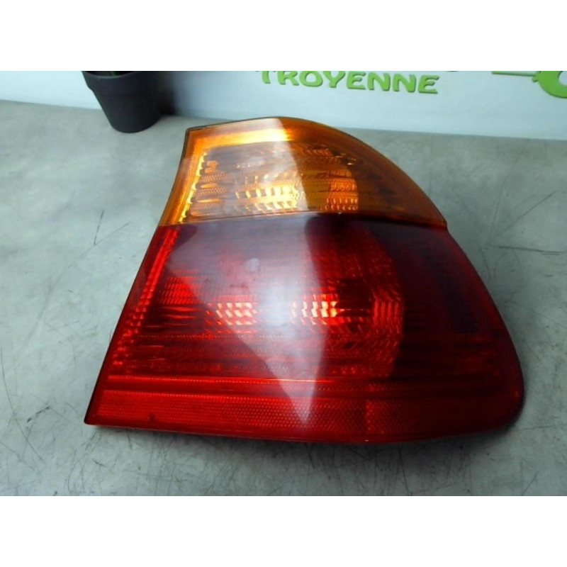 Feu arriere principal droit (feux) BMW SERIE 3 E46 PHASE 1 d’occasion