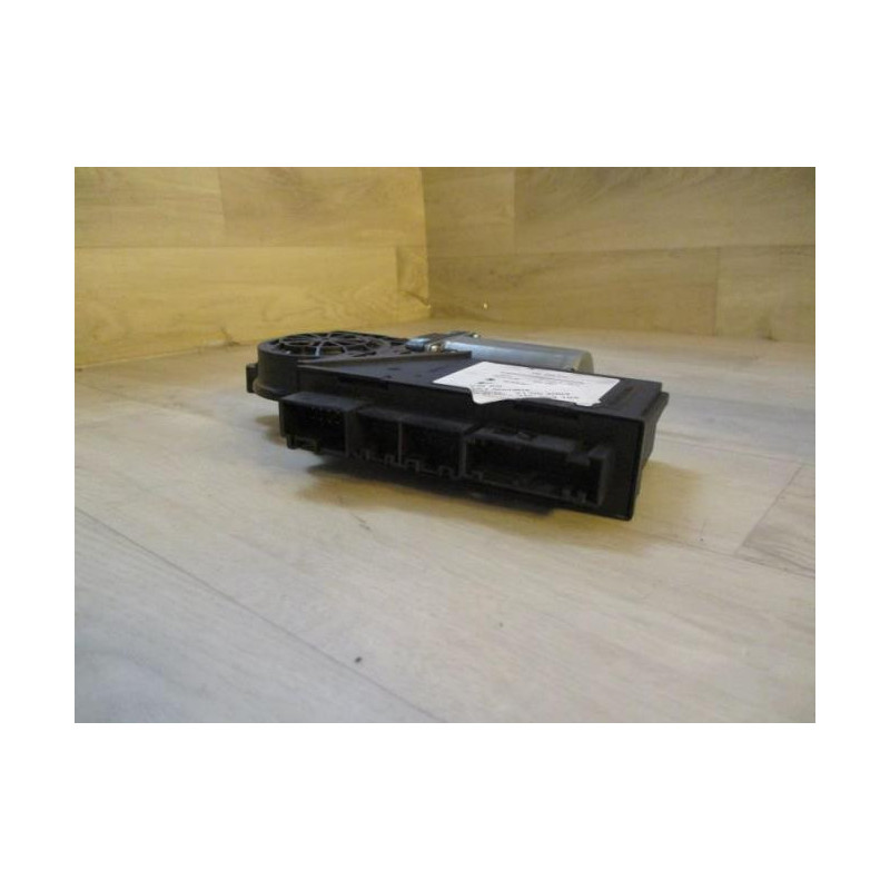 Moteur leve vitre arriere droit PORSCHE CAYENNE 1 PHASE 1 d’occasion