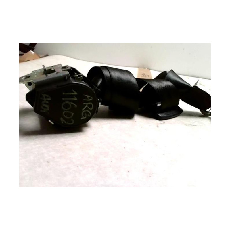 Ceinture arriere gauche AUDI A4 3 AVANT PHASE 1 BREAK d’occasion