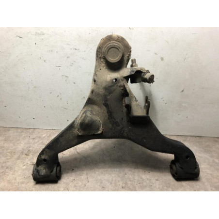 Triangle inferieur avant gauche NISSAN NAVARA 1 PHASE 1 d’occasion