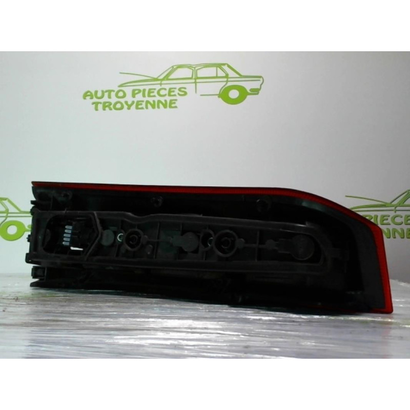 Feu arriere principal droit (feux) OPEL MERIVA A PHASE 1 d’occasion