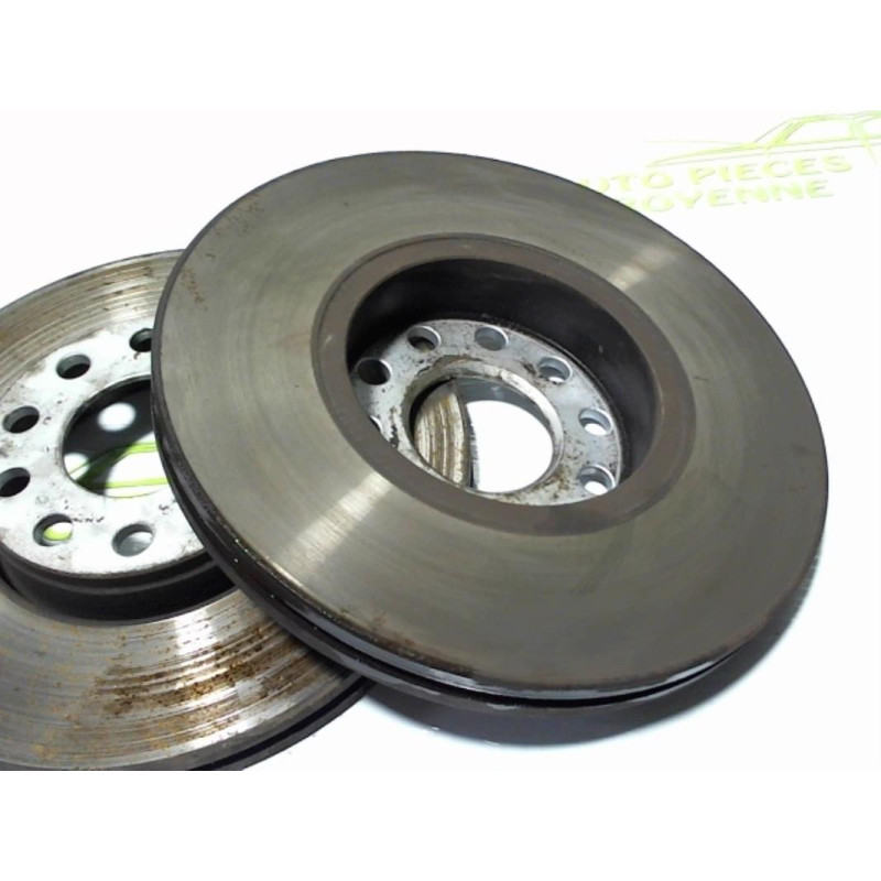 Paire de disques avant (freinage) VOLKSWAGEN PASSAT 4 PHASE 2 d’occasion