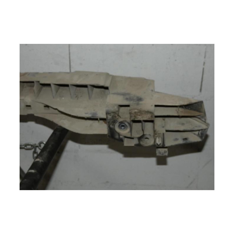 Renfort pare choc arriere (traverse) RENAULT CLIO 3 PHASE 1 BREAK d’occasion