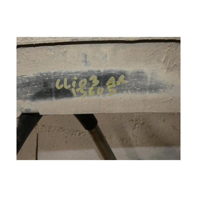 Renfort pare choc arriere (traverse) RENAULT CLIO 3 PHASE 1 BREAK d’occasion