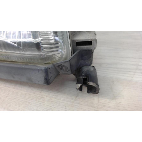 Optique avant principal droit (feux)(phare) RENAULT CLIO 1 PHASE 1 d’occasion