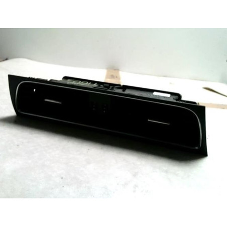 Aerateur tableau de bord AUDI A4 3 AVANT PHASE 1 BREAK d’occasion