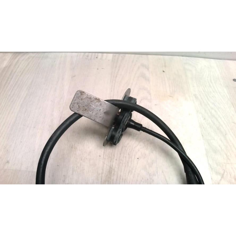 Cable ouverture capot TOYOTA COROLLA VERSO 1 d’occasion