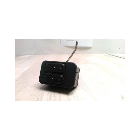 Interrupteur de leve vitre avant gauche OPEL MERIVA A PHASE 2 d’occasion