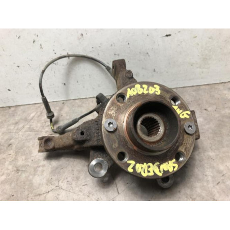 Fusee avant gauche DACIA SANDERO 2 PHASE 1 d’occasion