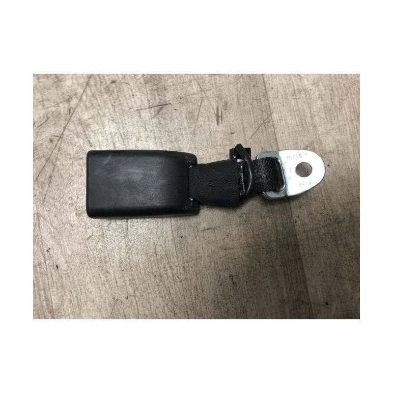 Attache ceinture arriere gauche PEUGEOT 108 d’occasion
