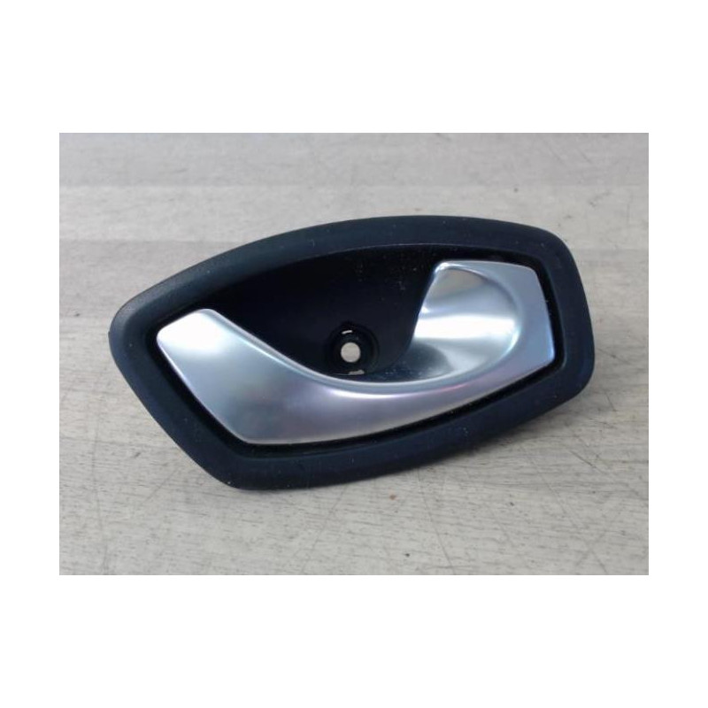 Poignee interieur arriere droit RENAULT GRAND SCENIC 3 PHASE 1 d’occasion