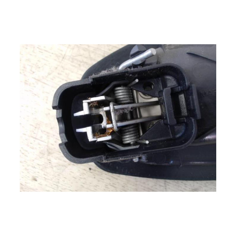 Poignee interieur arriere droit RENAULT GRAND SCENIC 3 PHASE 1 d’occasion