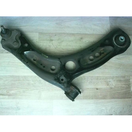 Triangle inferieur avant droit SKODA OCTAVIA 3 PHASE 2 d’occasion