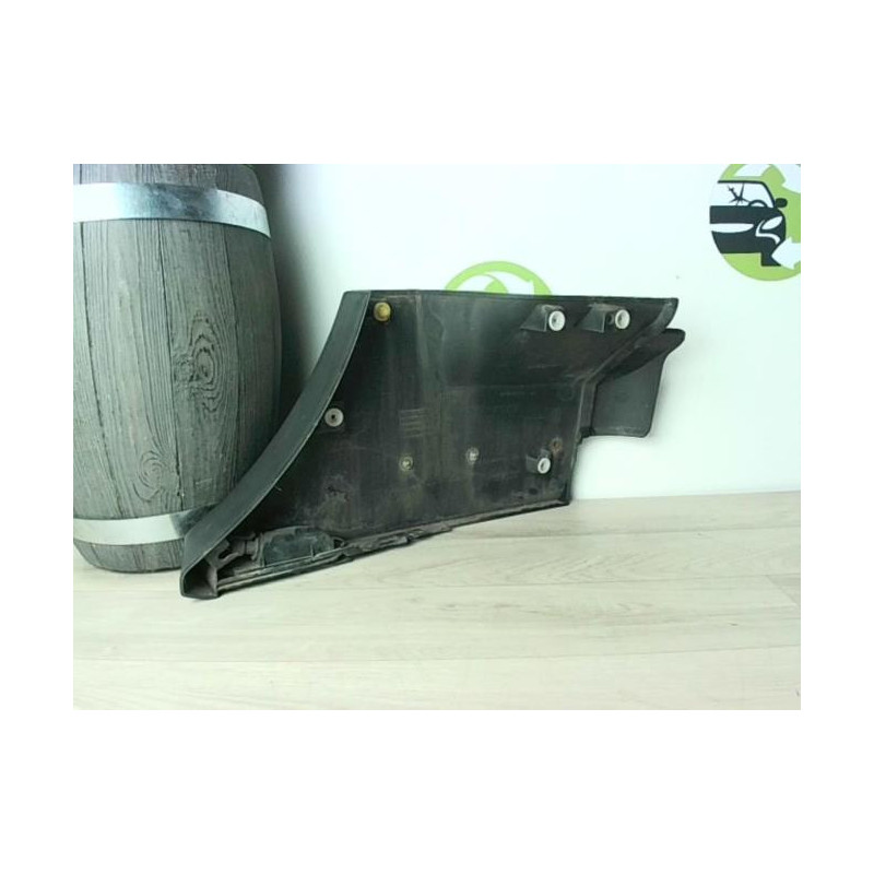 Garniture hayon RENAULT SCENIC 1 PHASE 2 d’occasion