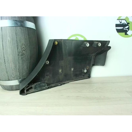 Garniture hayon RENAULT SCENIC 1 PHASE 2 d’occasion