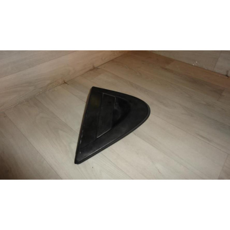 Poignee porte arriere droit HONDA CIVIC 8 PHASE 1 d’occasion