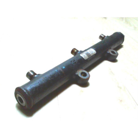 Rampe injection PEUGEOT 407 COUPE d’occasion