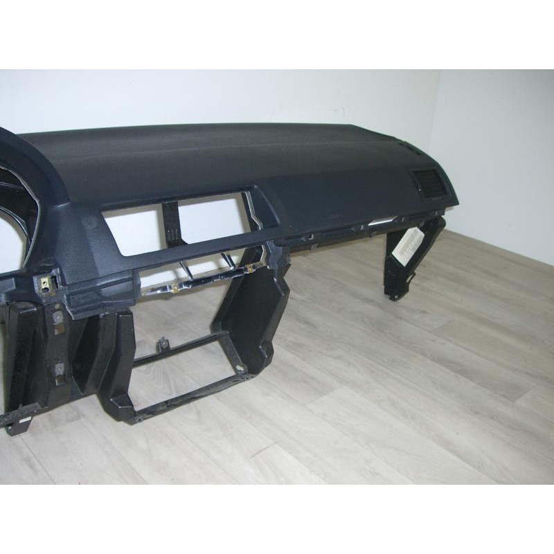 Tableau de bord SKODA FABIA 1 PHASE 1 d’occasion
