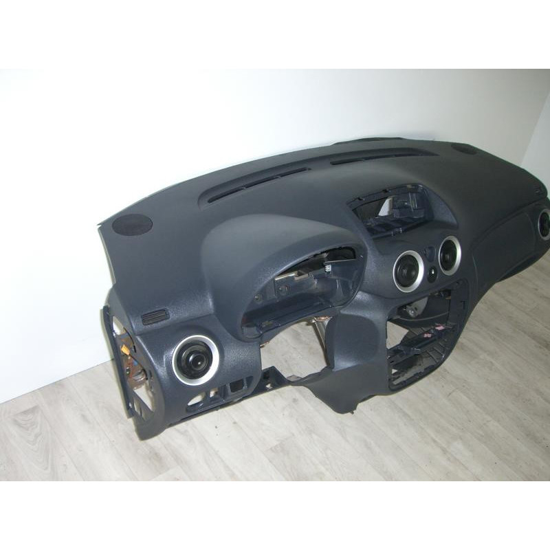 Tableau de bord CITROEN C2 PHASE 1 d’occasion