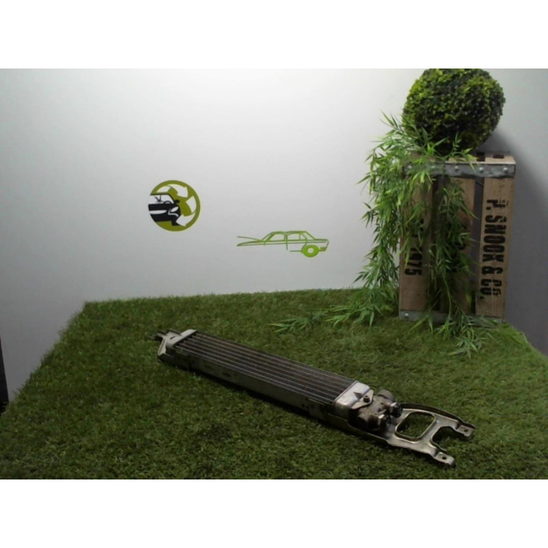 Radiateur huile MERCEDES CLASSE B 245 PHASE 1 d’occasion