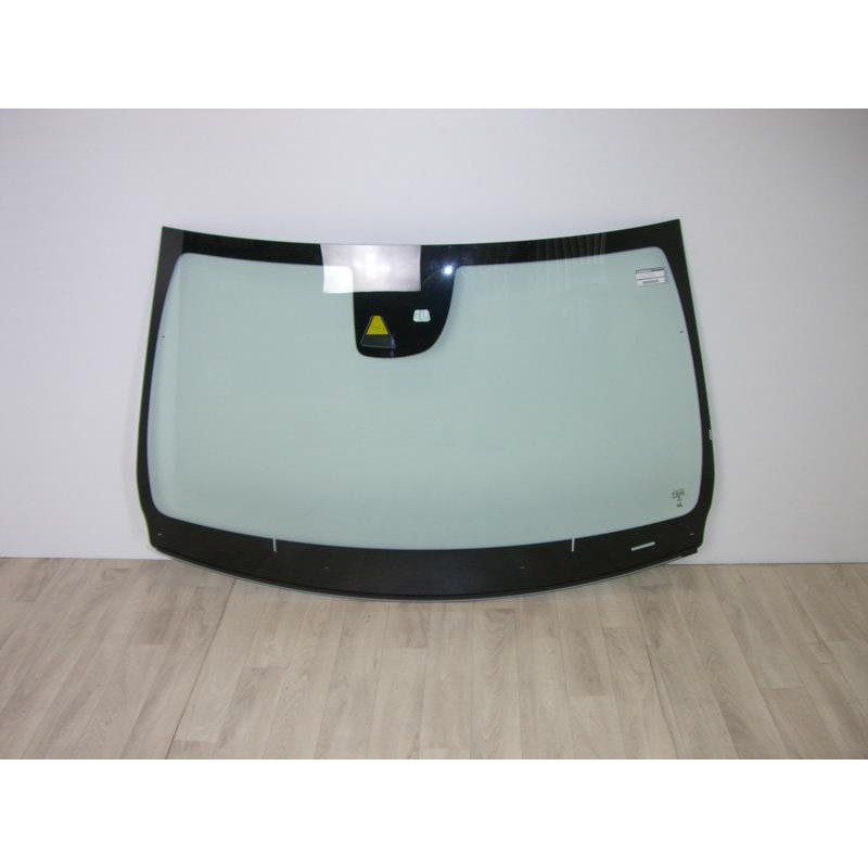 Pare brise INFINITI QX30 d’occasion