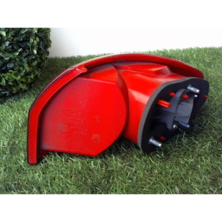 Feu arriere principal gauche (feux) ALFA ROMEO 147 PHASE 1 d’occasion