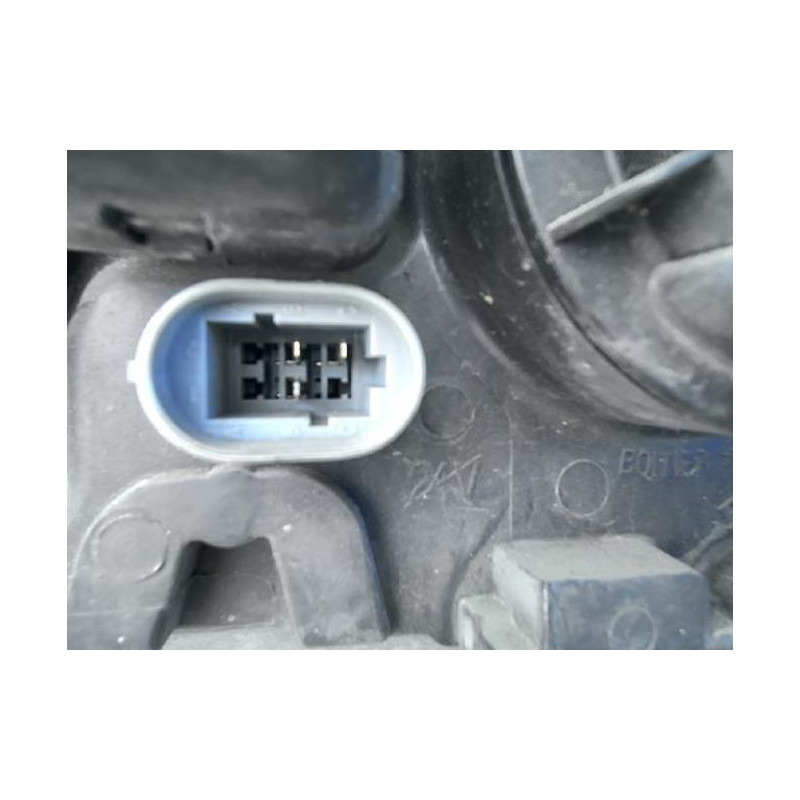 Optique avant principal droit (feux)(phare) RENAULT SCENIC 1 PHASE 2 d’occasion