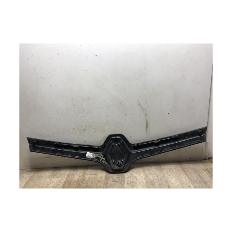 Calandre RENAULT TWINGO 2 PHASE 2 d’occasion