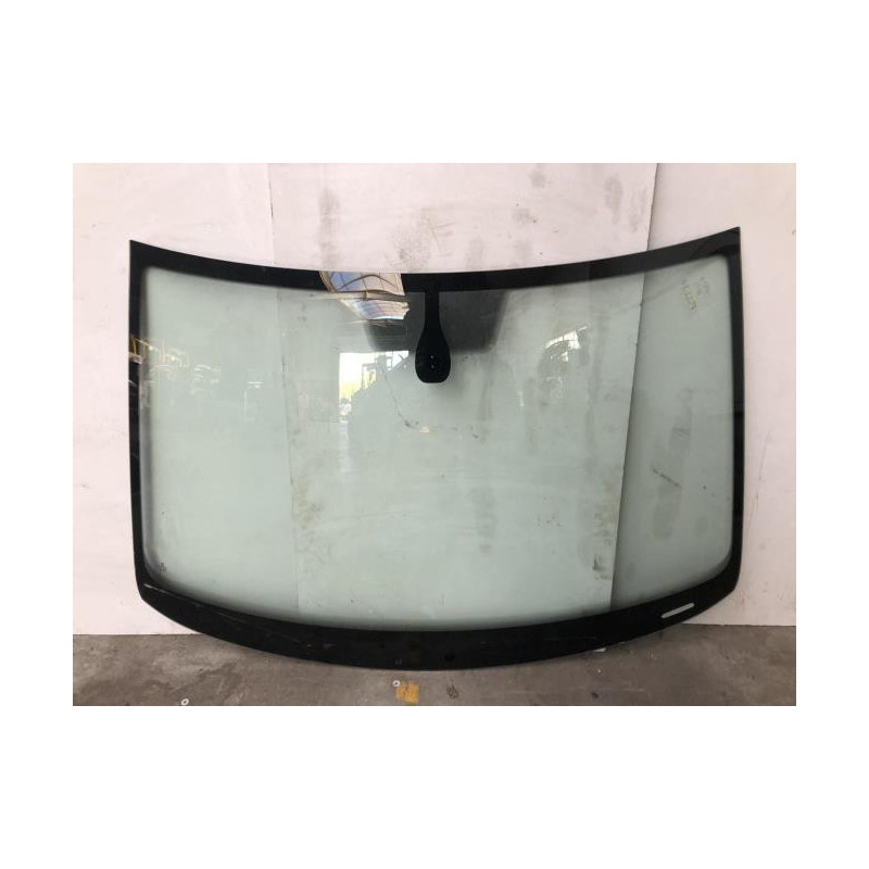 Pare brise VOLKSWAGEN POLO 5 PHASE 2 d’occasion