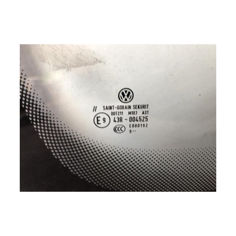 Pare brise VOLKSWAGEN POLO 5 PHASE 2 d’occasion