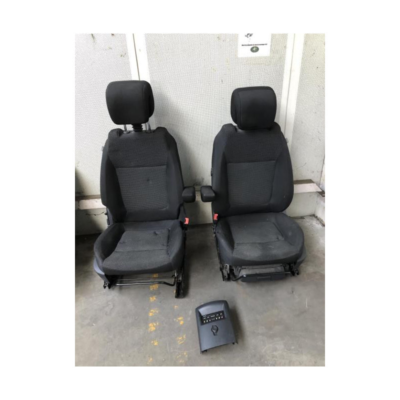 Interieur complet PEUGEOT 5008 1 PHASE 1 d’occasion