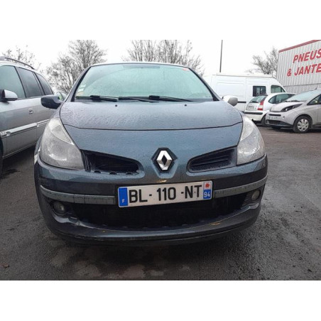 Feu arriere principal droit (feux) RENAULT CLIO 3 PHASE 1 d’occasion
