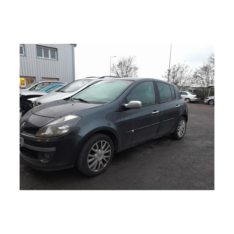Feu arriere principal droit (feux) RENAULT CLIO 3 PHASE 1 d’occasion