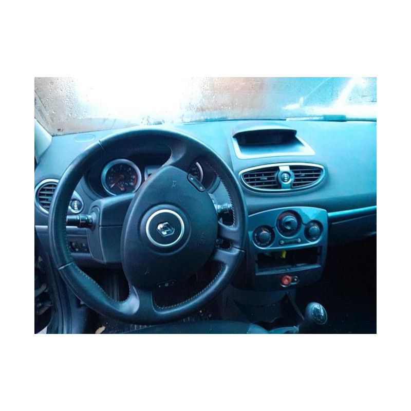 Feu arriere principal droit (feux) RENAULT CLIO 3 PHASE 1 d’occasion