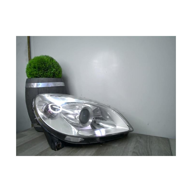 Optique avant principal droit (feux)(phare) MERCEDES CLASSE B 245 PHASE 1 d’occasion